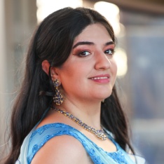 Forooz Razavi Soprano
